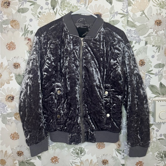 Velour bomber jacket 🛍 - Picture 1 of 3